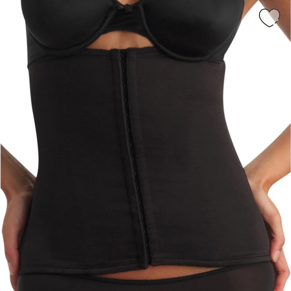 Miraclesuit Black Closure Extra Firm Control Smoothing 77% Nylon Shapewear XL